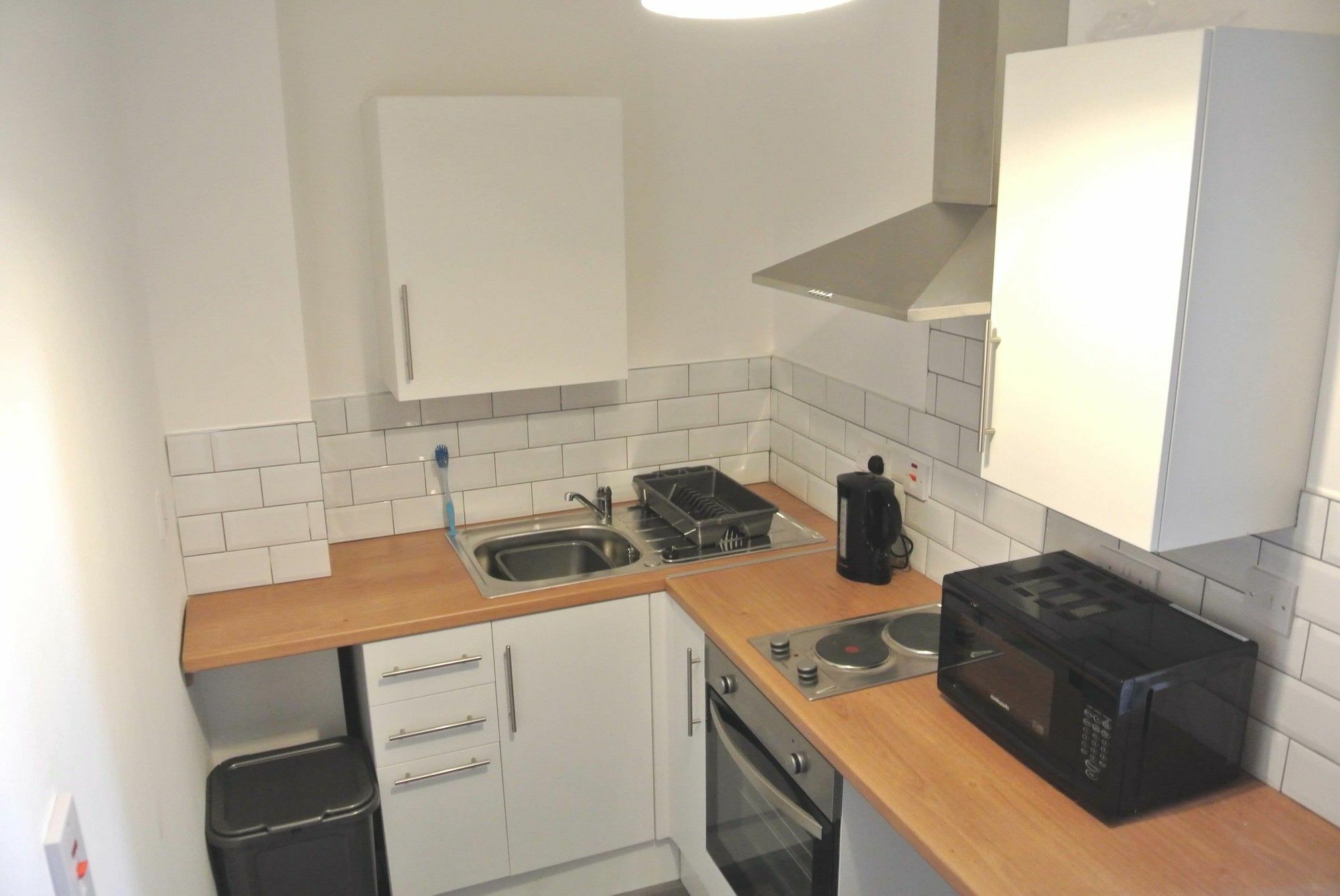 Approved Serviced Apartments Gorse Hill Manchester Exterior foto